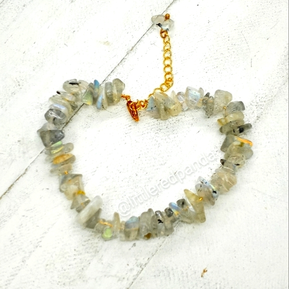 Genuine Labradorite Chip Wire Bracelet 32$